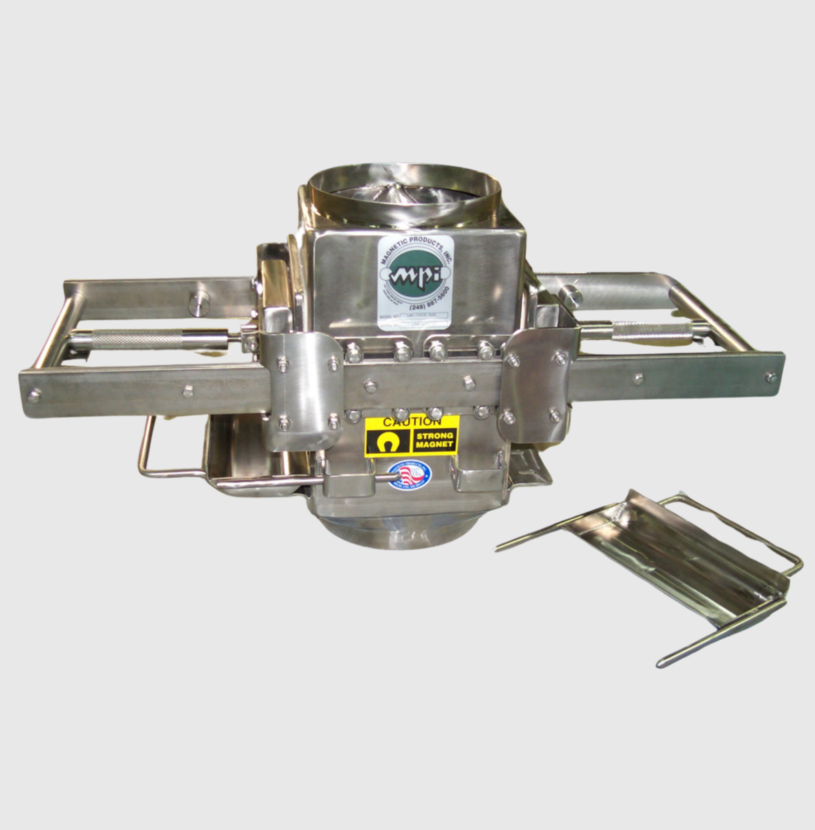 Chute Magnet Designed for Linear Installation