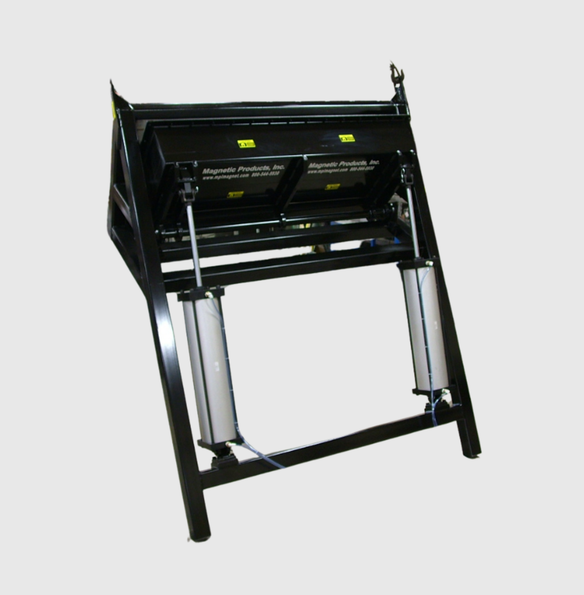 Self-Clean Plate Magnet Designed for Large Recycling Facility