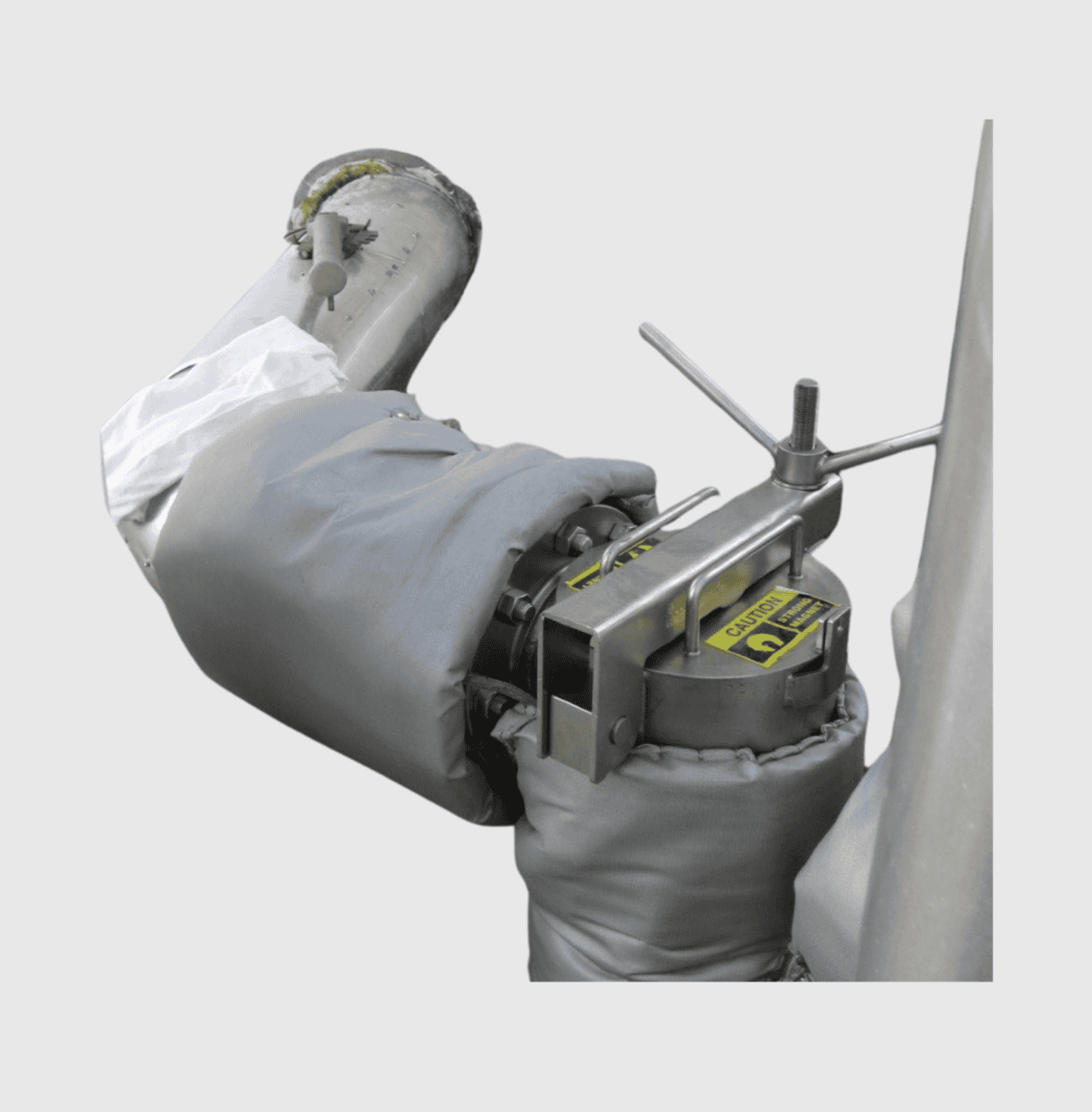 Triple Rod Trap and Screener Magnet Enhances Operational Efficiency by Combining Magnetic Separation with Particle Screening in Industrial Processing