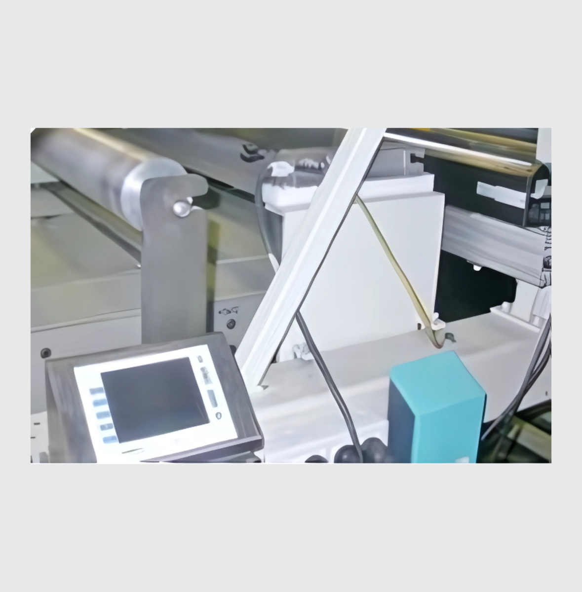 Flat Plate Metal Detector for Medical Fabric and Hygiene Product Application Flat Plate Metal Detector for Medical Fabric and Hygiene Product Application