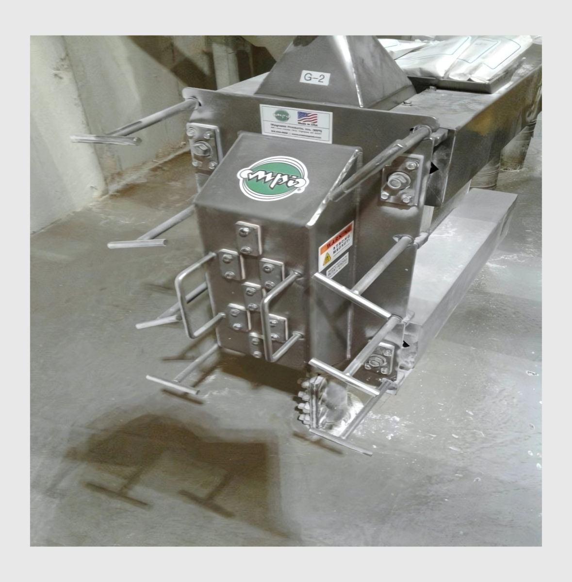 Quick-Clean Inline Pneumatic Drawer Magnet Removing Contaminates from Flour, Starch, Baking Mixes, and Powdered Seasonings