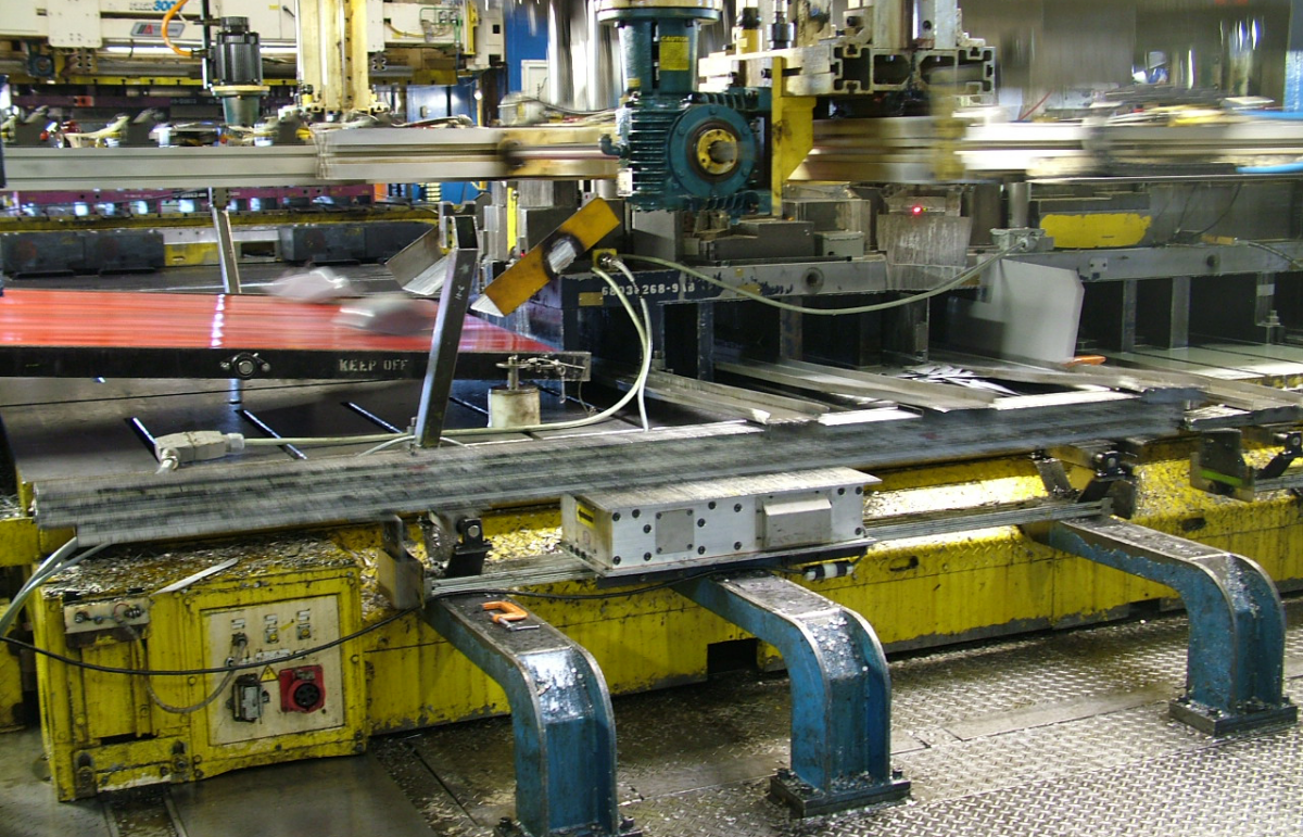 MPI Electric Shaker at Radar Industries