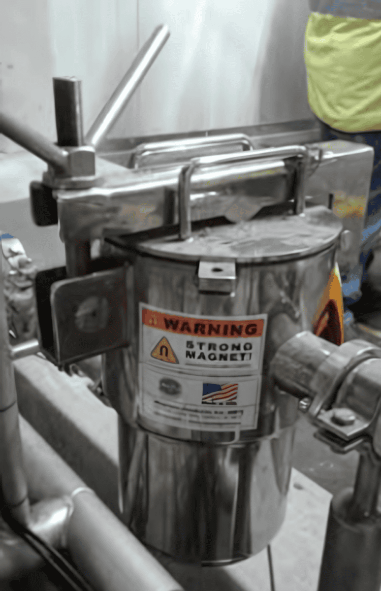 MPI Liquid Trap Magnet Installed